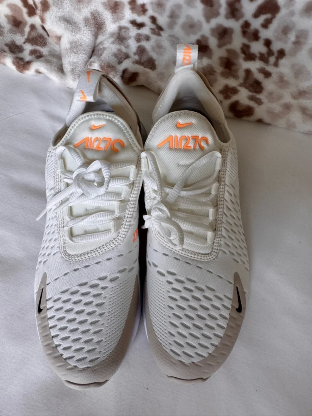 Nike White Sneakers with Orange Insole Logo - Picture 2 of 5